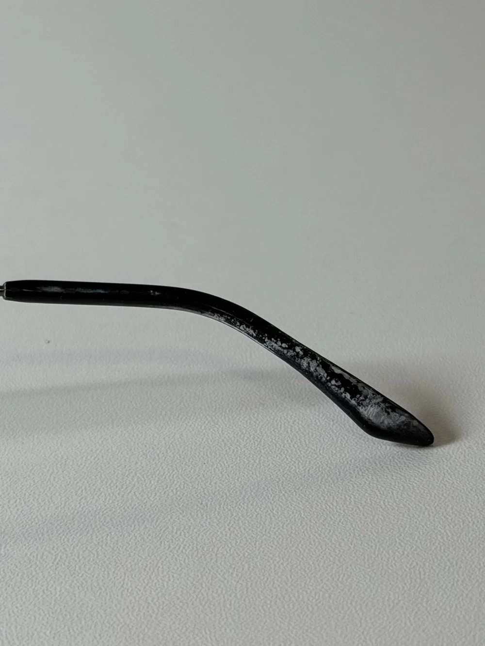 Ray-Ban Vintage RB3047 Made in Italy Black Frame Sunglasses with Green Lenses